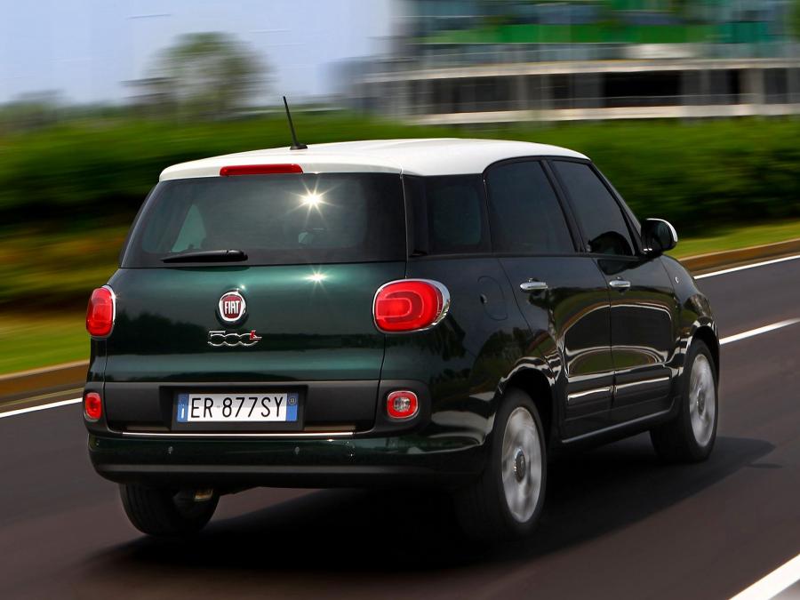  Fiat 500L Living 2013 года  (фото 29 из 34)